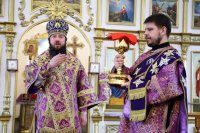 26-В день памяти великомученика Феодора Тирона епископ Амфилохий совершил Литургию свт. Иоанна Златоуста в главном храме Усть-Каменогорской епархии – Андреевском кафедральном соборе