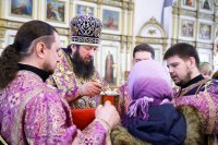 28-В день памяти великомученика Феодора Тирона епископ Амфилохий совершил Литургию свт. Иоанна Златоуста в главном храме Усть-Каменогорской епархии – Андреевском кафедральном соборе