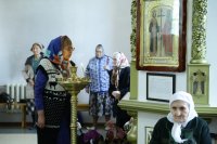 4-В канун праздника Троицы Управляющий Усть-Каменогорской епархией совершил всенощное бдение в Андреевском кафедральном соборе