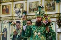 13-В канун праздника Троицы Управляющий Усть-Каменогорской епархией совершил всенощное бдение в Андреевском кафедральном соборе