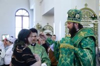 19-В канун праздника Троицы Управляющий Усть-Каменогорской епархией совершил всенощное бдение в Андреевском кафедральном соборе