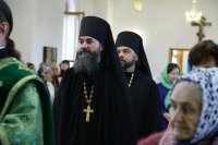 5-В праздник Святой Пятидесятницы Епископ Амфилохий совершил Божественную литургию в главном храме Восточного Казахстана