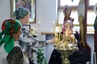 6-В праздник Святой Пятидесятницы Епископ Амфилохий совершил Божественную литургию в главном храме Восточного Казахстана