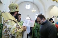 9-В праздник Святой Пятидесятницы Епископ Амфилохий совершил Божественную литургию в главном храме Восточного Казахстана