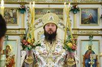 22-В праздник Святой Пятидесятницы Епископ Амфилохий совершил Божественную литургию в главном храме Восточного Казахстана