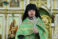 26-В праздник Святой Пятидесятницы Епископ Амфилохий совершил Божественную литургию в главном храме Восточного Казахстана