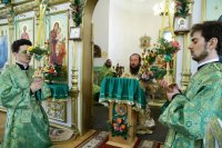 36-В праздник Святой Пятидесятницы Епископ Амфилохий совершил Божественную литургию в главном храме Восточного Казахстана