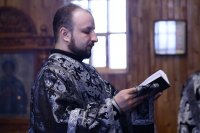 16-Литургия Преждеосвященных Даров в храме Покрова Божией Матери города Усть-Каменогорска