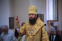 8-В Неделю всех святых Церкви Русской епископ Амфилохий совершил Божественную Литургию в главном храме Рудного Алтая