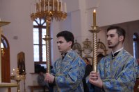 5-В канун праздника Введения во храм Пресвятой Богородицы епископ Амфилохий совершил Всенощное бдение