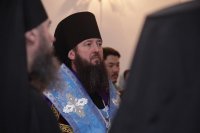 9-В канун праздника Введения во храм Пресвятой Богородицы епископ Амфилохий совершил Всенощное бдение