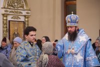 26-В канун праздника Введения во храм Пресвятой Богородицы епископ Амфилохий совершил Всенощное бдение