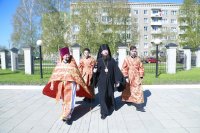 3-Божественная Литургия пасхальным чином в Свято-Зиновьевском храме Усть-Каменогорска