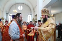 15-В Светлый Четверг епископ Амфилохий совершил Божественную Литургию в кафедральном соборе столицы Рудного Алтая