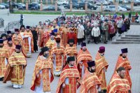 44-В Светлый Четверг епископ Амфилохий совершил Божественную Литургию в кафедральном соборе столицы Рудного Алтая
