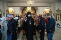 56-В Светлый Четверг епископ Амфилохий совершил Божественную Литургию в кафедральном соборе столицы Рудного Алтая