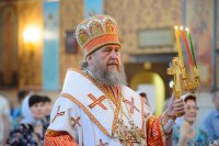 2-В Неделю "о Слепом" Преосвященнейший епископ Амфилохий сослужил Главе Казахстанского Митрополичьего округа в Успенском кафедральном соборе Астаны