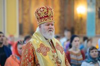 5-В Неделю "о Слепом" Преосвященнейший епископ Амфилохий сослужил Главе Казахстанского Митрополичьего округа в Успенском кафедральном соборе Астаны