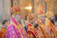 6-В Неделю "о Слепом" Преосвященнейший епископ Амфилохий сослужил Главе Казахстанского Митрополичьего округа в Успенском кафедральном соборе Астаны