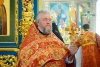 43-В Неделю "о Слепом" Преосвященнейший епископ Амфилохий сослужил Главе Казахстанского Митрополичьего округа в Успенском кафедральном соборе Астаны
