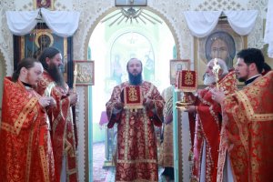 Архипастырский визит в Семипалатинск. Служение епископа Амфилохия в субботу Светлой седмицы