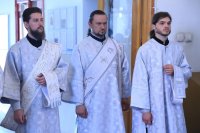 5-В канун праздника Вознесения Господня епископ Амфилохий совершил Всенощное бдение в главном храме Рудного Алтая
