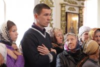 38-В Неделю 16-ю по Пятидесятнице епископ Амфилохий совершил Божественную литургию в главном храме Рудного Алтая