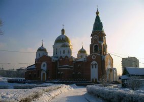 Начался визит митрополита Александра в Усть-Каменогорскую епархию. В столицу Рудного Алтая доставлен ковчег с мощами блаженной Матроны Московской