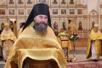 1-В Усть-Каменогорске состоялись торжества по случаю принесения ковчега с мощами блаженной Матроны Московской 