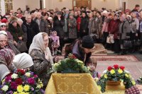 3-В Усть-Каменогорске состоялись торжества по случаю принесения ковчега с мощами блаженной Матроны Московской 