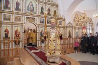 17-В Усть-Каменогорске состоялись торжества по случаю принесения ковчега с мощами блаженной Матроны Московской 