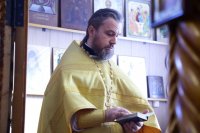 12-Собор Вселенских учителей и святителей Василия Великого, Григория Богослова и Иоанна Златоустого. Престольное торжество Трёхсвятительского храма посёлка Глубокое