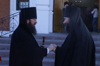 3-В Прощеное воскресенье епископ Амфилохий совершил Литургию в Андреевском соборе Усть-Каменогорска