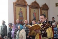 12-В воскресный день епископ Амфилохий совершил Божественную Литургию в Свято-Троицком соборе Усть-Каменогорска