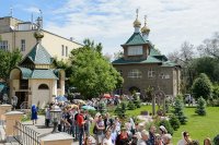 31-Управляющий Усть-Каменогорской и Семипалатинской епархией епископ Амфилохий принял участие в духовных торжествах по случаю принесения чудотворной Казанской иконы Божией Матери в южную столицу Казахстана