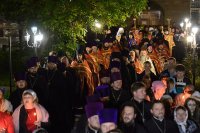13-Епископ Амфилохий принял участие во встрече великой святыни Православия - чудотворной Казанской иконы Божией Матери