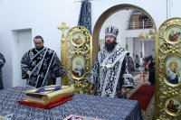 14-Епископ Амфилохий совершил первую Литургию Преждеосвященных Даров в наступившем Великом посту (+ВИДЕО)
