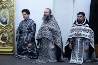 15-Епископ Амфилохий совершил первую Литургию Преждеосвященных Даров в наступившем Великом посту (+ВИДЕО)