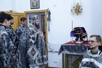 17-Епископ Амфилохий совершил первую Литургию Преждеосвященных Даров в наступившем Великом посту (+ВИДЕО)