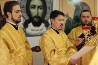 15-В Неделю 17-ю по Пятидесятнице епископ Амфилохий совершил Божественную Литургию в Покровском храме села Верх-Уба