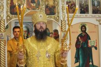 24-В Неделю 17-ю по Пятидесятнице епископ Амфилохий совершил Божественную Литургию в Покровском храме села Верх-Уба