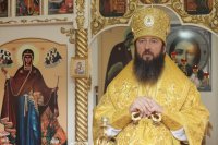 32-В Неделю 17-ю по Пятидесятнице епископ Амфилохий совершил Божественную Литургию в Покровском храме села Верх-Уба