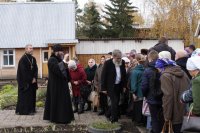 34-В Неделю 17-ю по Пятидесятнице епископ Амфилохий совершил Божественную Литургию в Покровском храме села Верх-Уба