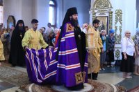 2-В Неделю 4-ю по Пятидесятнице Преосвященнейший епископ Амфилохий совершил Божественную Литургию в главном храме Рудного Алтая