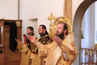 14-В Неделю 4-ю по Пятидесятнице Преосвященнейший епископ Амфилохий совершил Божественную Литургию в главном храме Рудного Алтая