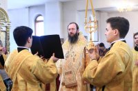 22-В Неделю 4-ю по Пятидесятнице Преосвященнейший епископ Амфилохий совершил Божественную Литургию в главном храме Рудного Алтая