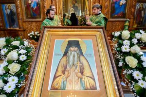 Епископ Амфилохий сослужил Главе Православной Церкви Казахстана за всенощным бдением в канун празднования 50-летия преставления преподобного Севастиана Карагандинского