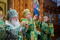 18-Епископ Амфилохий сослужил Главе Православной Церкви Казахстана за всенощным бдением в канун празднования 50-летия преставления преподобного Севастиана Карагандинского