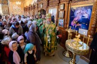 22-Епископ Амфилохий сослужил Главе Православной Церкви Казахстана за всенощным бдением в канун празднования 50-летия преставления преподобного Севастиана Карагандинского