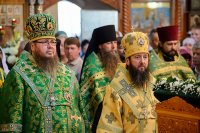 26-Епископ Амфилохий сослужил Главе Православной Церкви Казахстана за всенощным бдением в канун празднования 50-летия преставления преподобного Севастиана Карагандинского